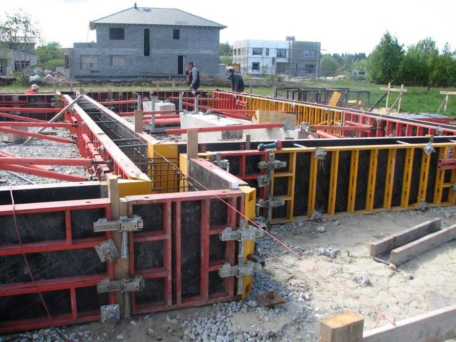 Заливка бетона, монолитные работы любой сложности