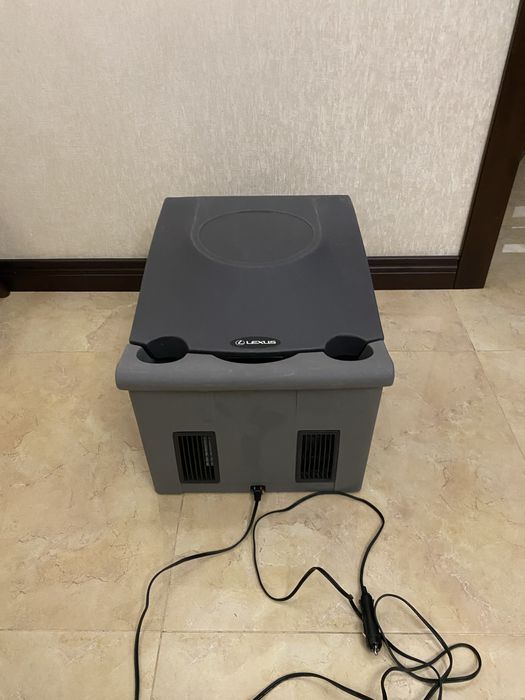 Автохолодильник Lexus PZ450-K0230-00 Германия