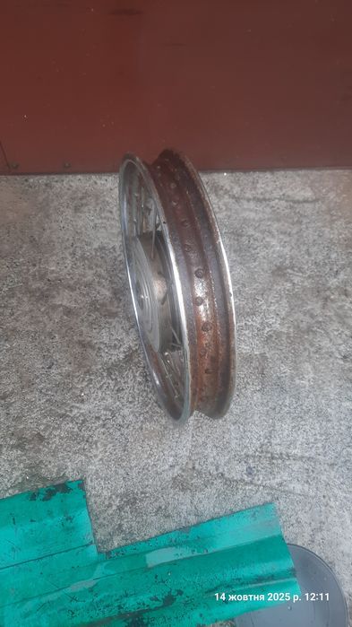 Колесо на мотоцикл иж