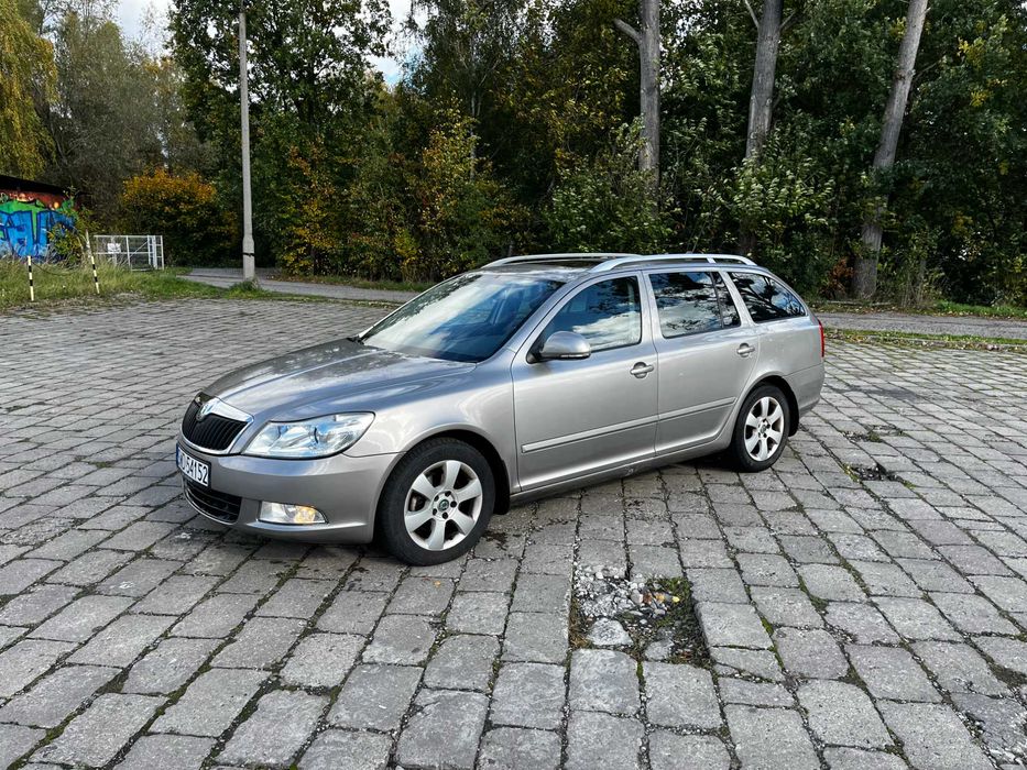 Skoda Octavia II Laurin & Klement, 2010, Automat, Kombi