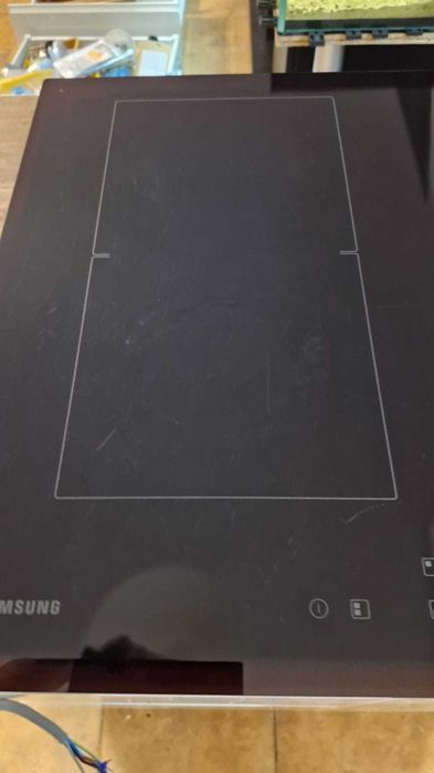 Płyta indukcyjna Samsung NZ64K5747BK