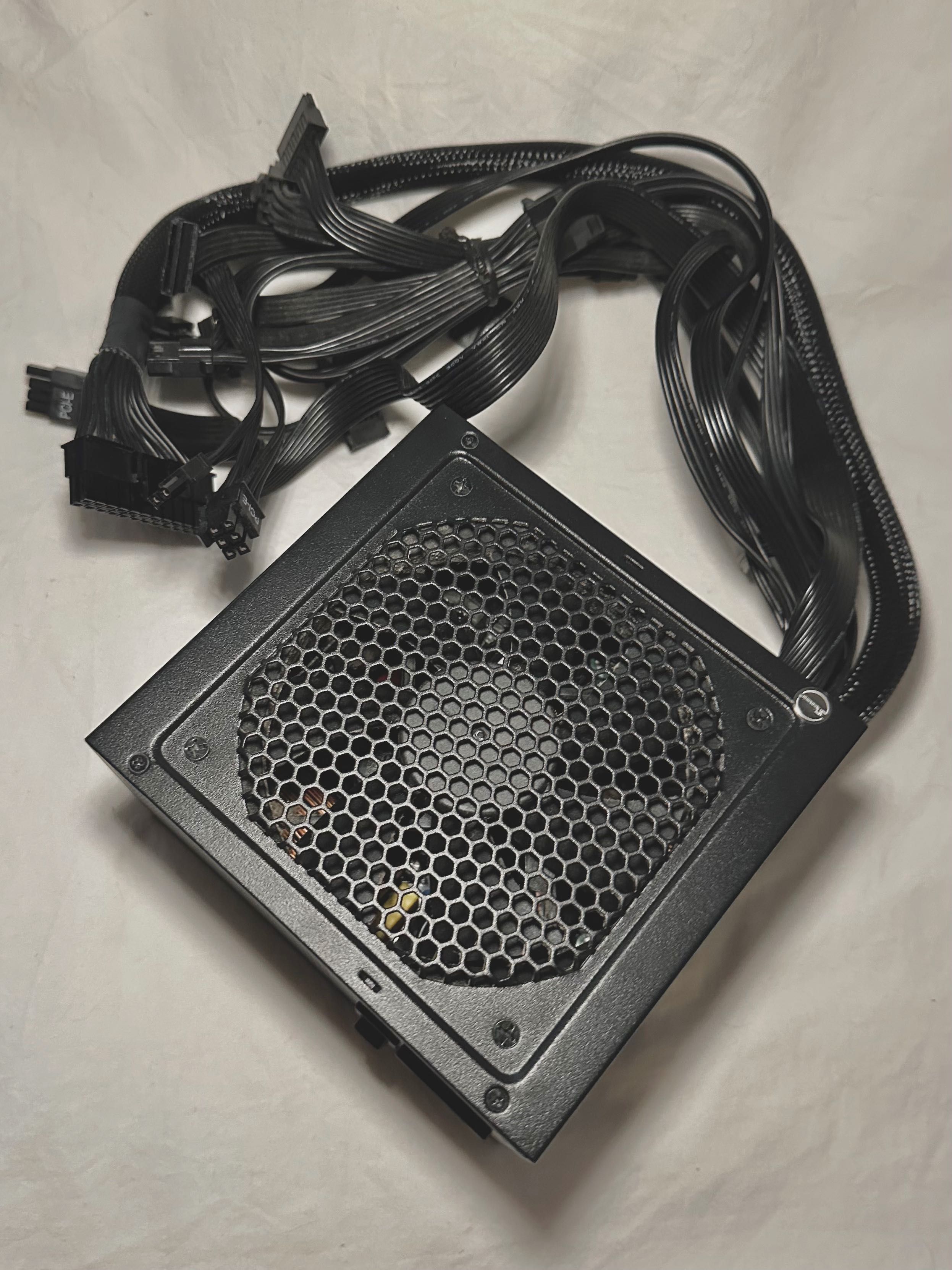Fonte Alimentação Seasonic G12 GC 650W 80 Plus Gold