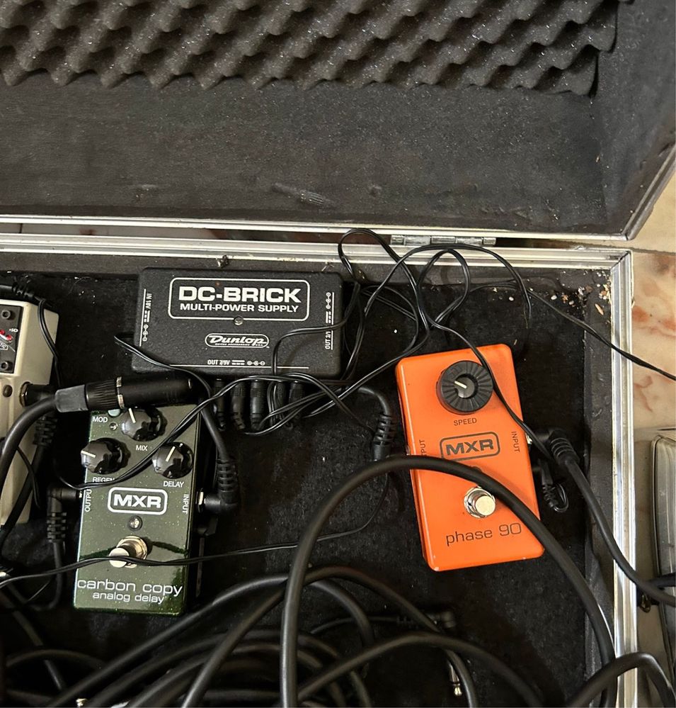 Pedaleiras/Pedais para Guitarra/Baixo