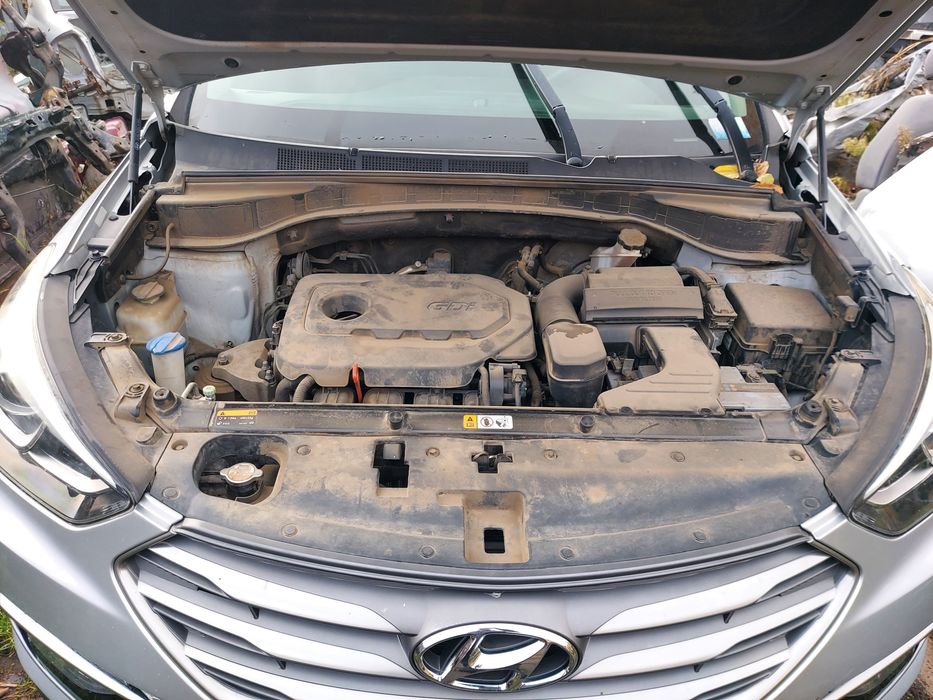 Продам Hyundai SantaFE 2017