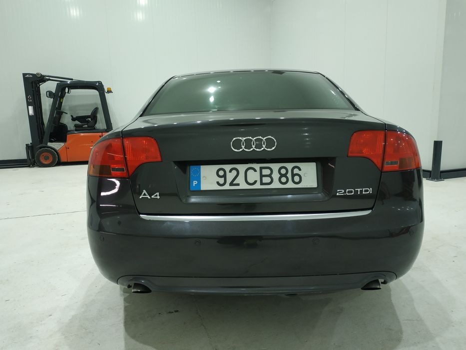 Audi A4 B7 sedan 2006 2.0 tdi 170 cv s line
