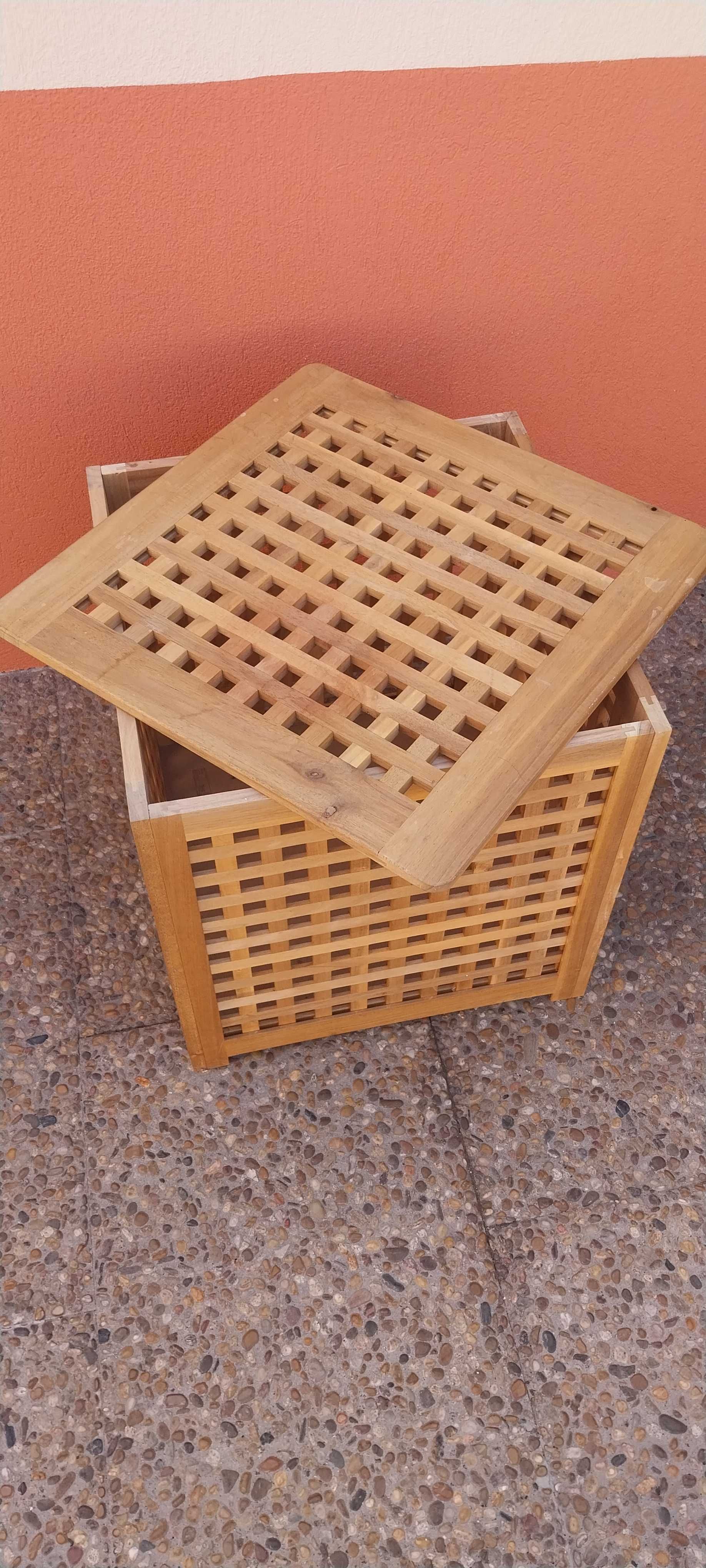 Cubo IKEA para arrumação de quarto de criança