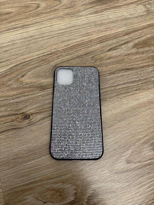 Etui na teleofn iphone 11