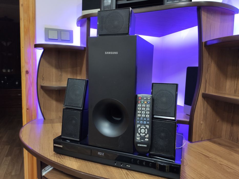 Домашній кінотеатр 5.1 Samsung HT‑D330 Акустична система аудіо медіа