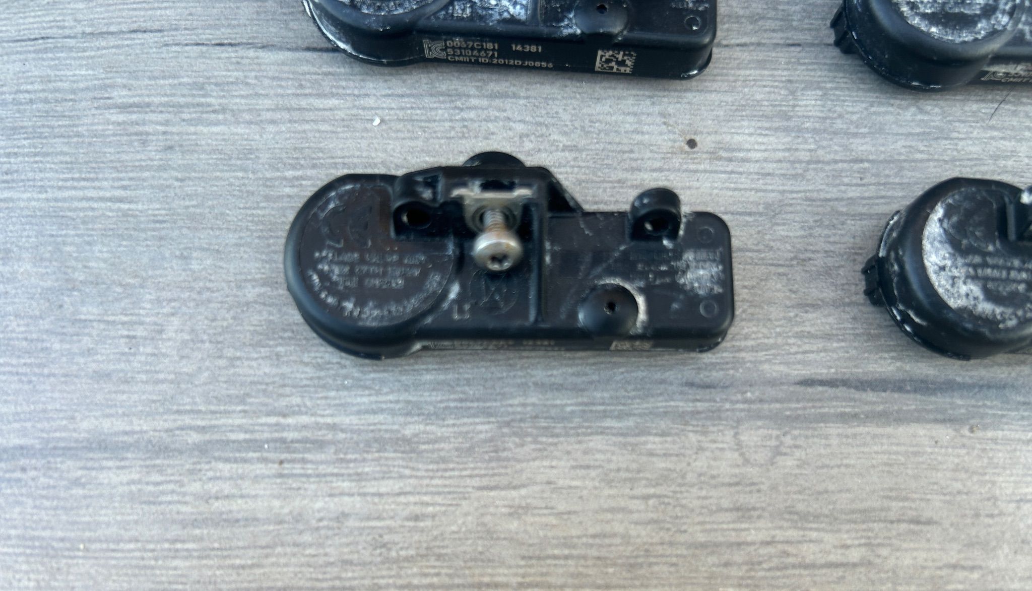 Czujnik czujniki ciśnienia w oponach TPMS Jeep Chrysler Dodge MOPAR Fiat Freemont