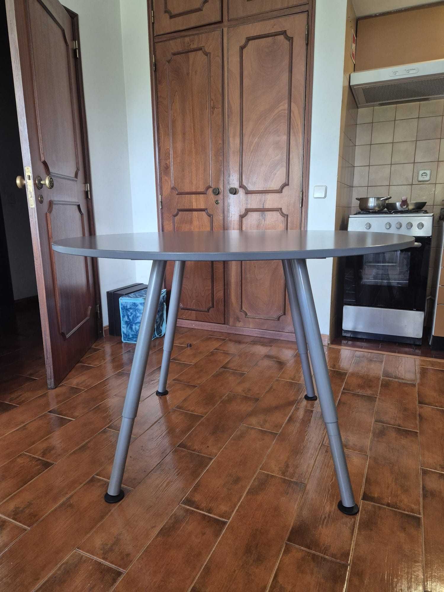 Mesa IKEA Cinzenta Redonda (Jantar, Sala, etc.) 1,10m