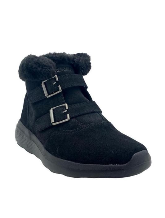 Замшеві черевики "Skechers on The Go City 2 Winter Fling"