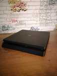 PS4 SLIM 500GB + 2 GRY (fifa 23, nfs PAYBACK)