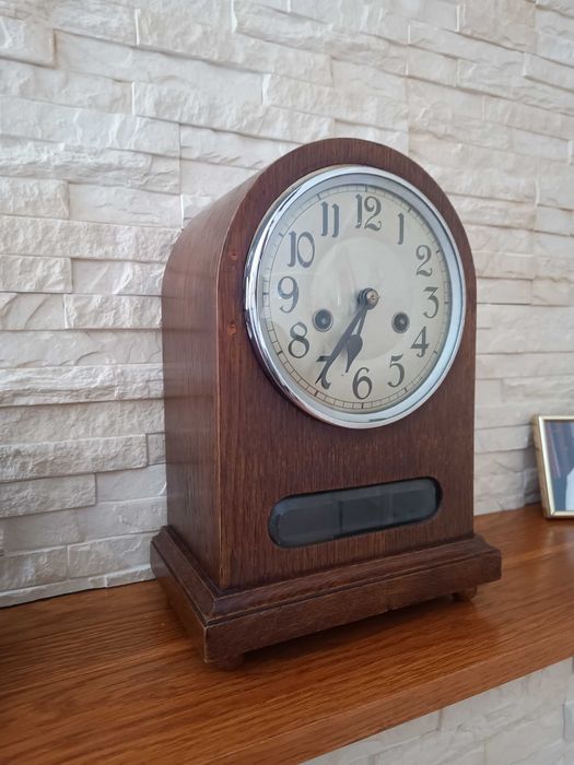 Kominkowy zegar Baba