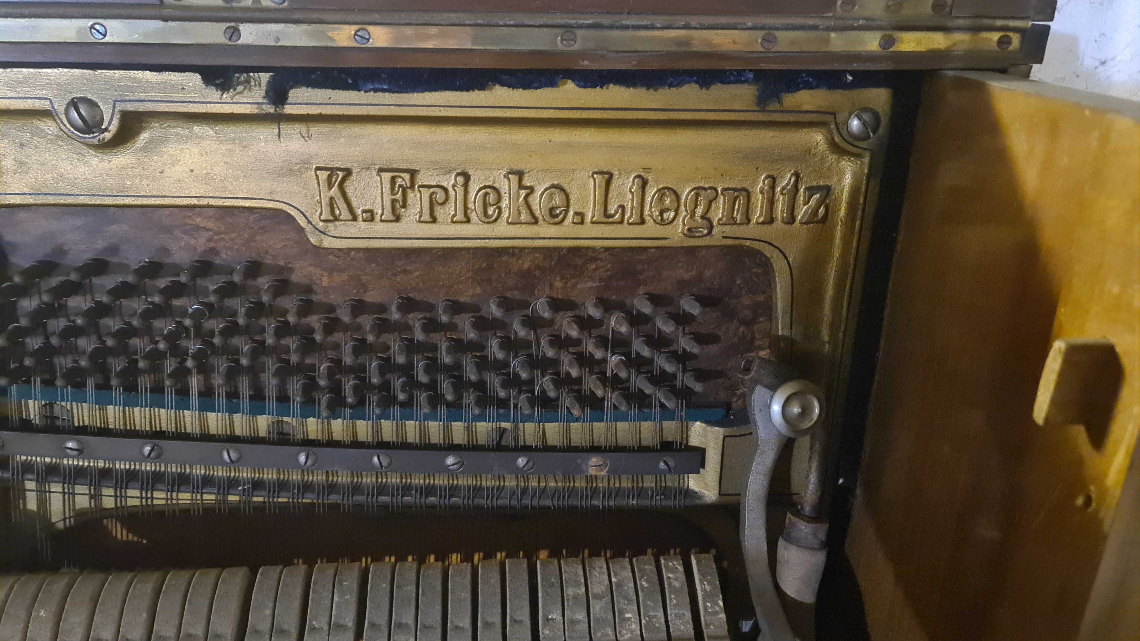 Pianino Legnica (do nastrojenia i naprawy płyty rezonansowej)