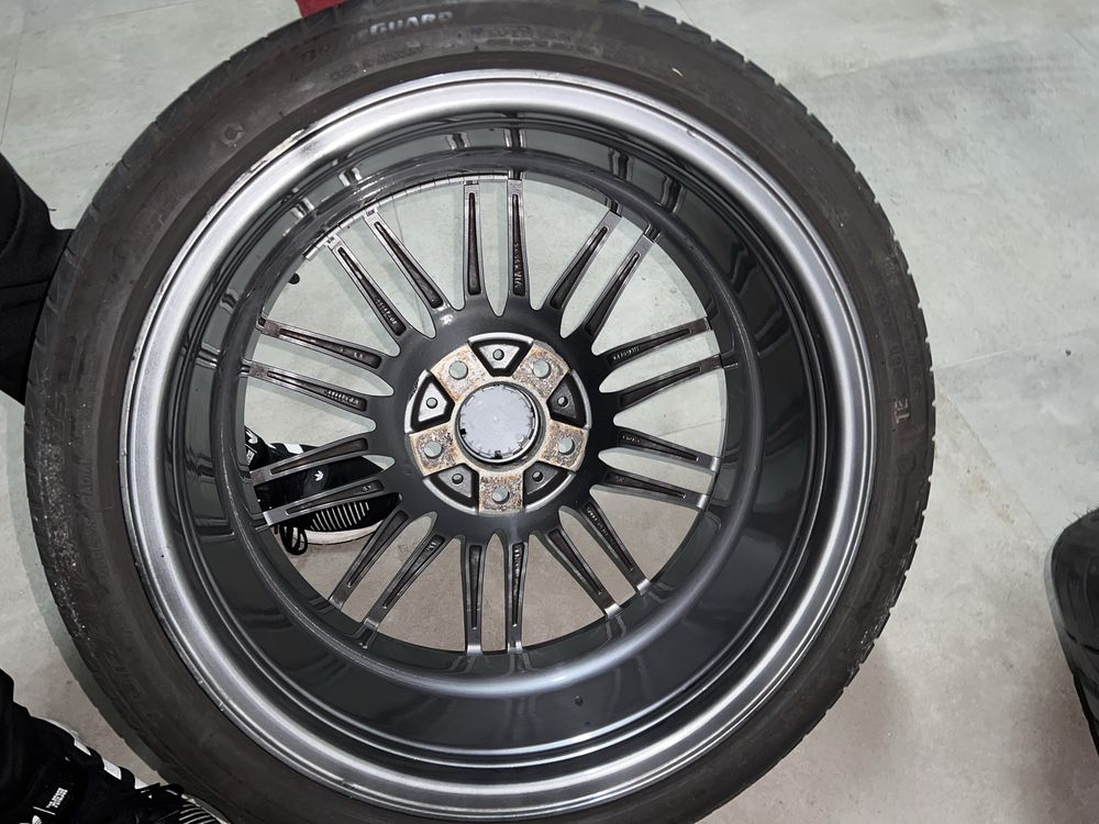 Pneus Bridgestone com jantes BMW 18 style 269”