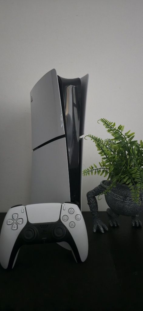 Playstation 5 ( ps5 )