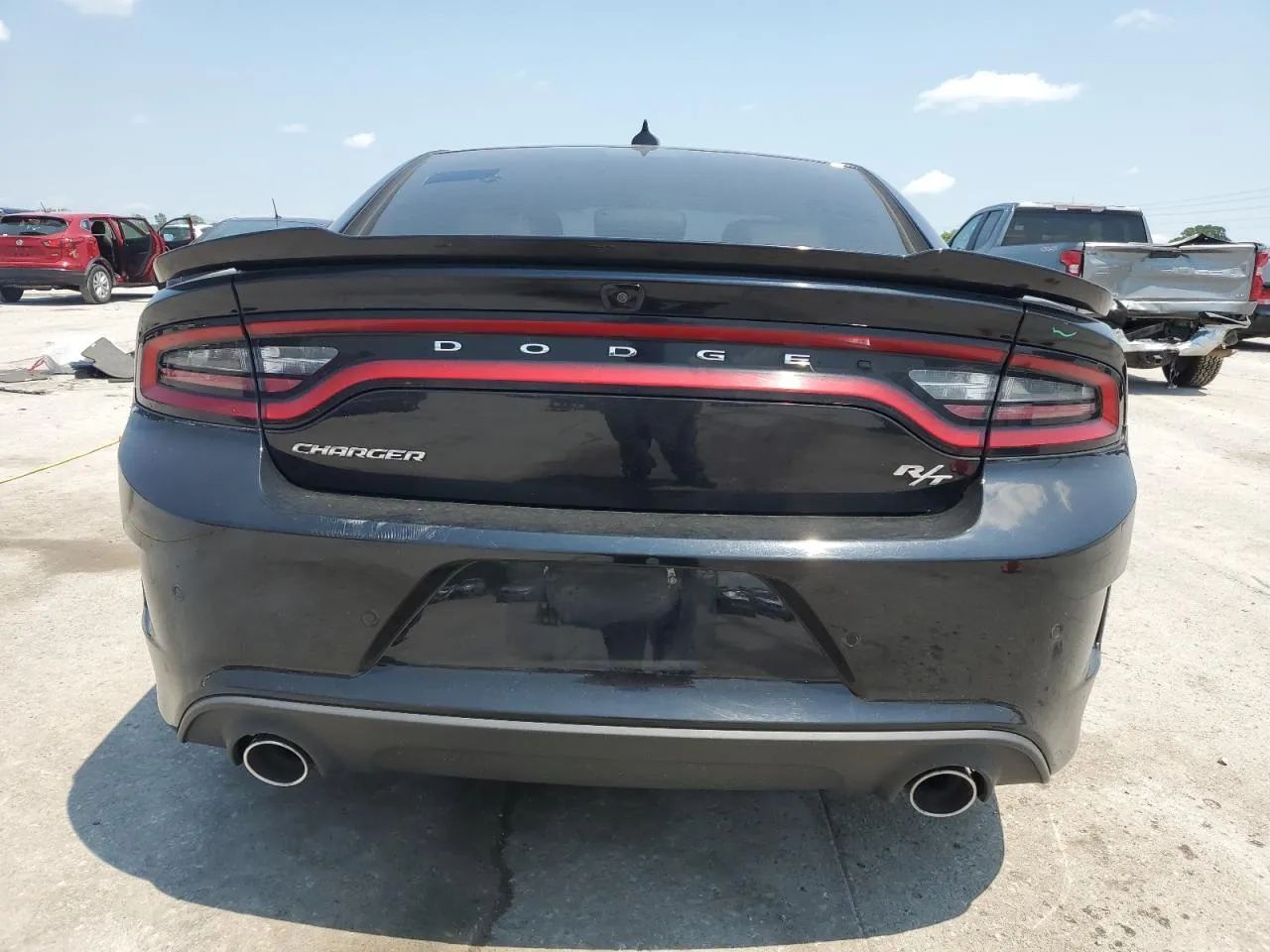 Dodge Charger HEMI Wersja R/T – sportowe osiągi i agresywny design
