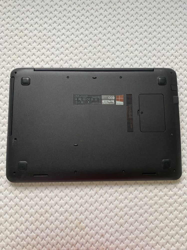 Laptop ASUS stan bardzo dobry