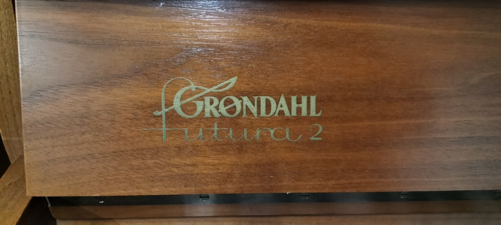 Pianino Nordiska Futura