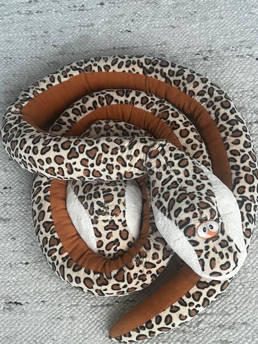 Плюшева іграшка змія