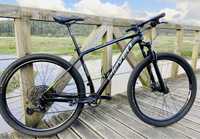 Bicicleta de btt montanha carbono Eleven Skill 29