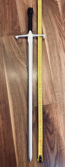 Miecz Longclaw (niedźwiedź), Jon Snow | Gra o Tron