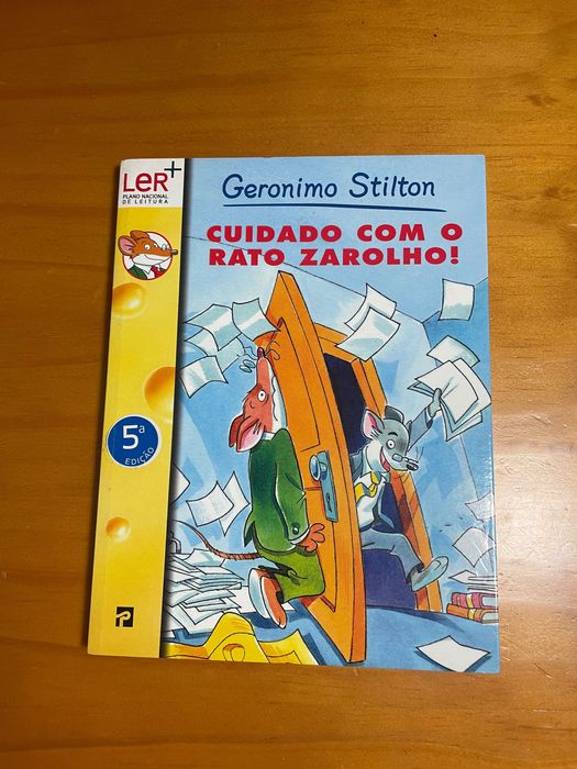 8 livros da coleção Geronimo Stilton