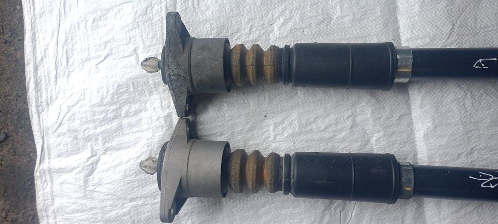 Amortyzatory tył audi A6 C5 kombi