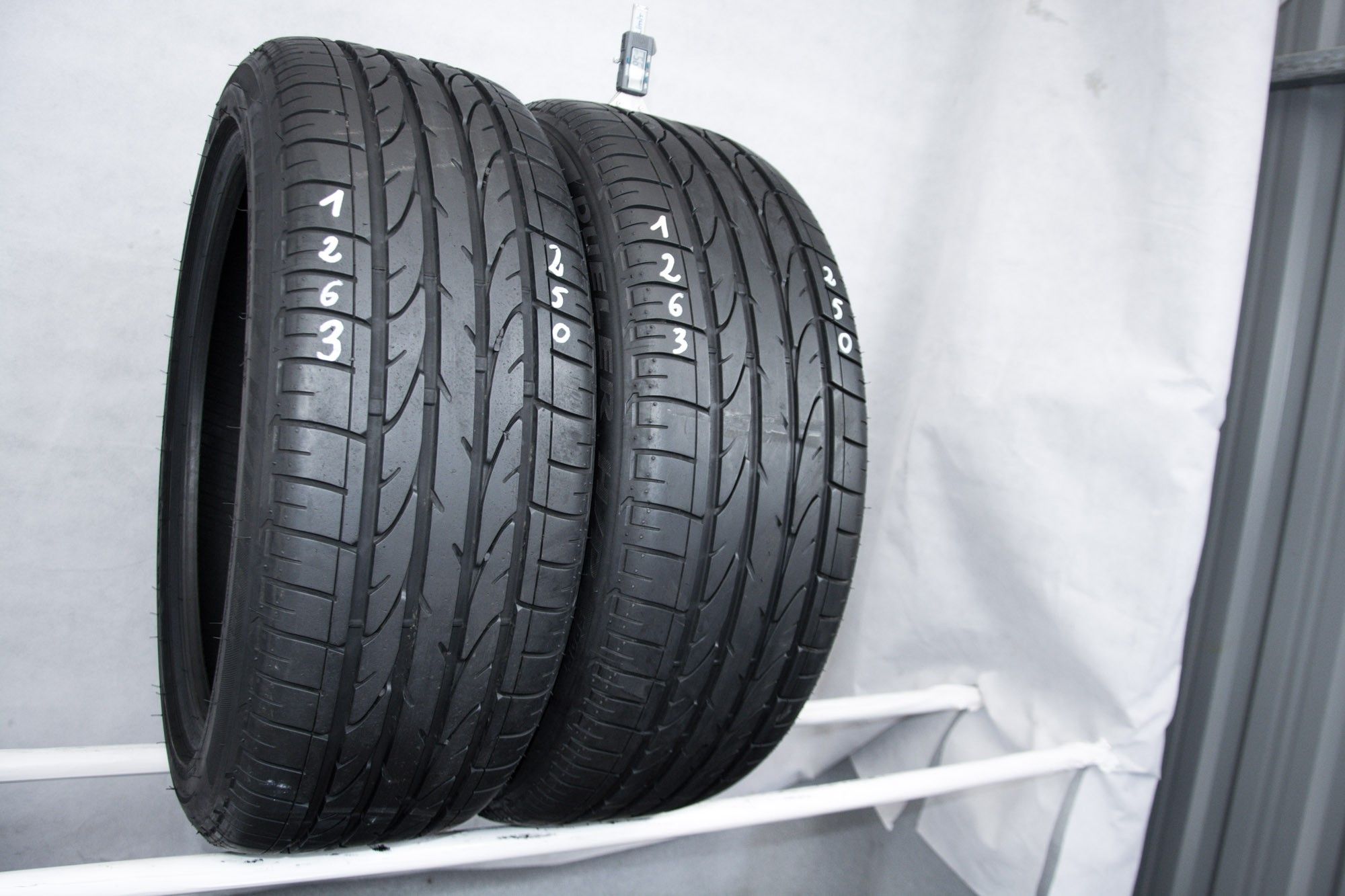 Opony 235/45R19 lato 235/45/19 BRIDGESTONE (osobowe) OU11263