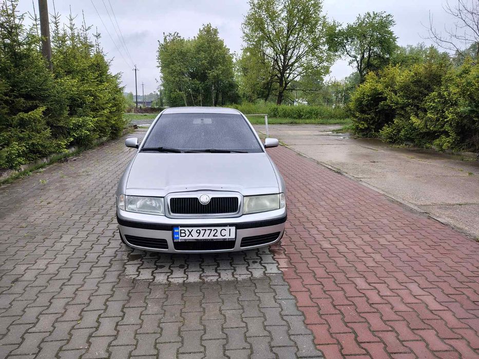 Продам надійне практичне авто.