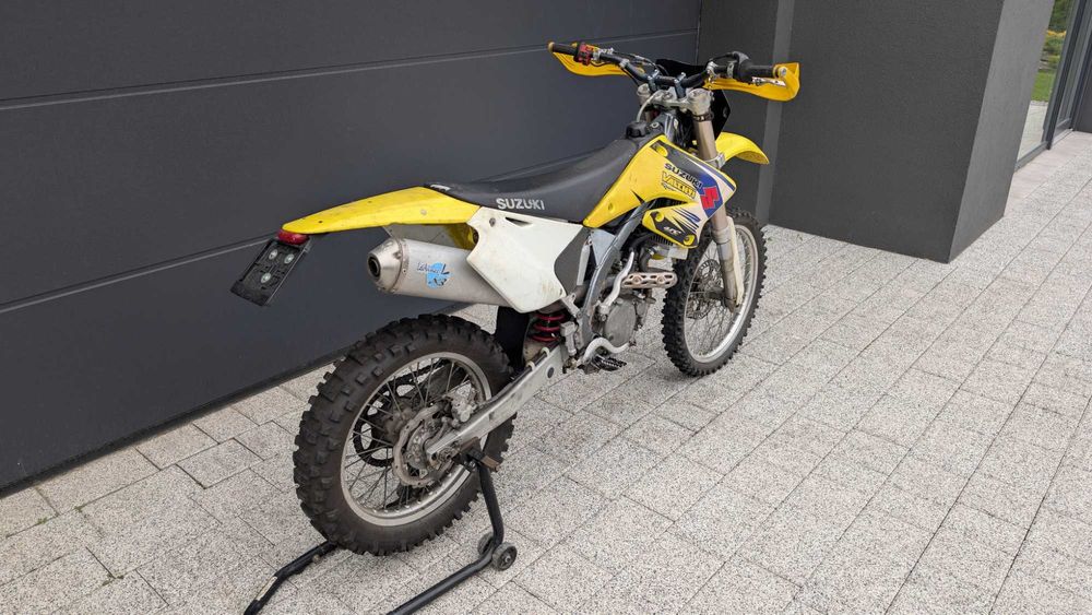 Na sprzedaż: Suzuki RM-Z 250 (2006) – zarejestrowany, OC aktualne