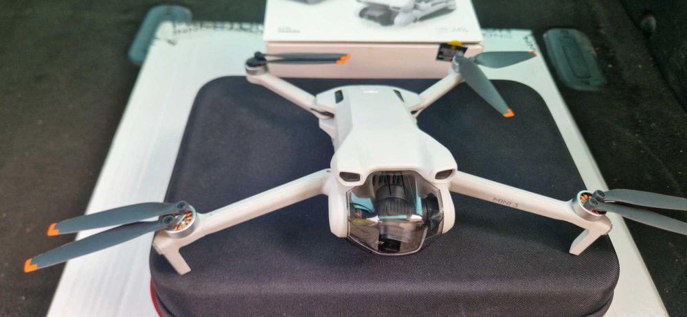 Dron dji mini 3 stan idealny