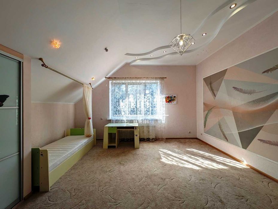 Аренда дома 4к 280м2 пгт Слобожанское / Донецкое шоссе , Левобережный