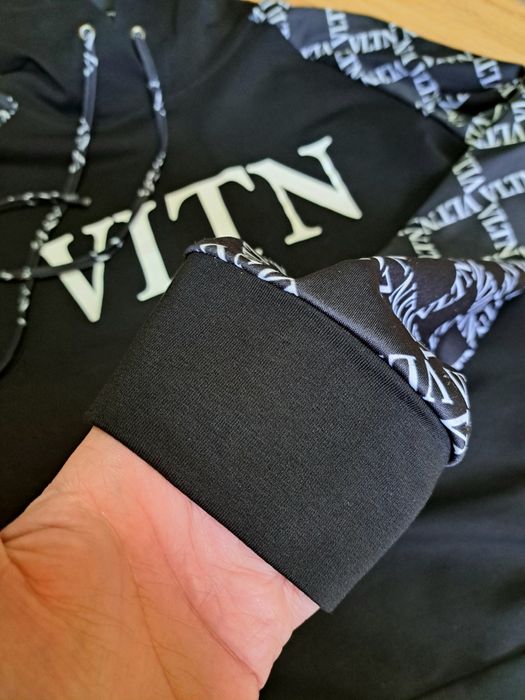 Худі жіночий Valentino