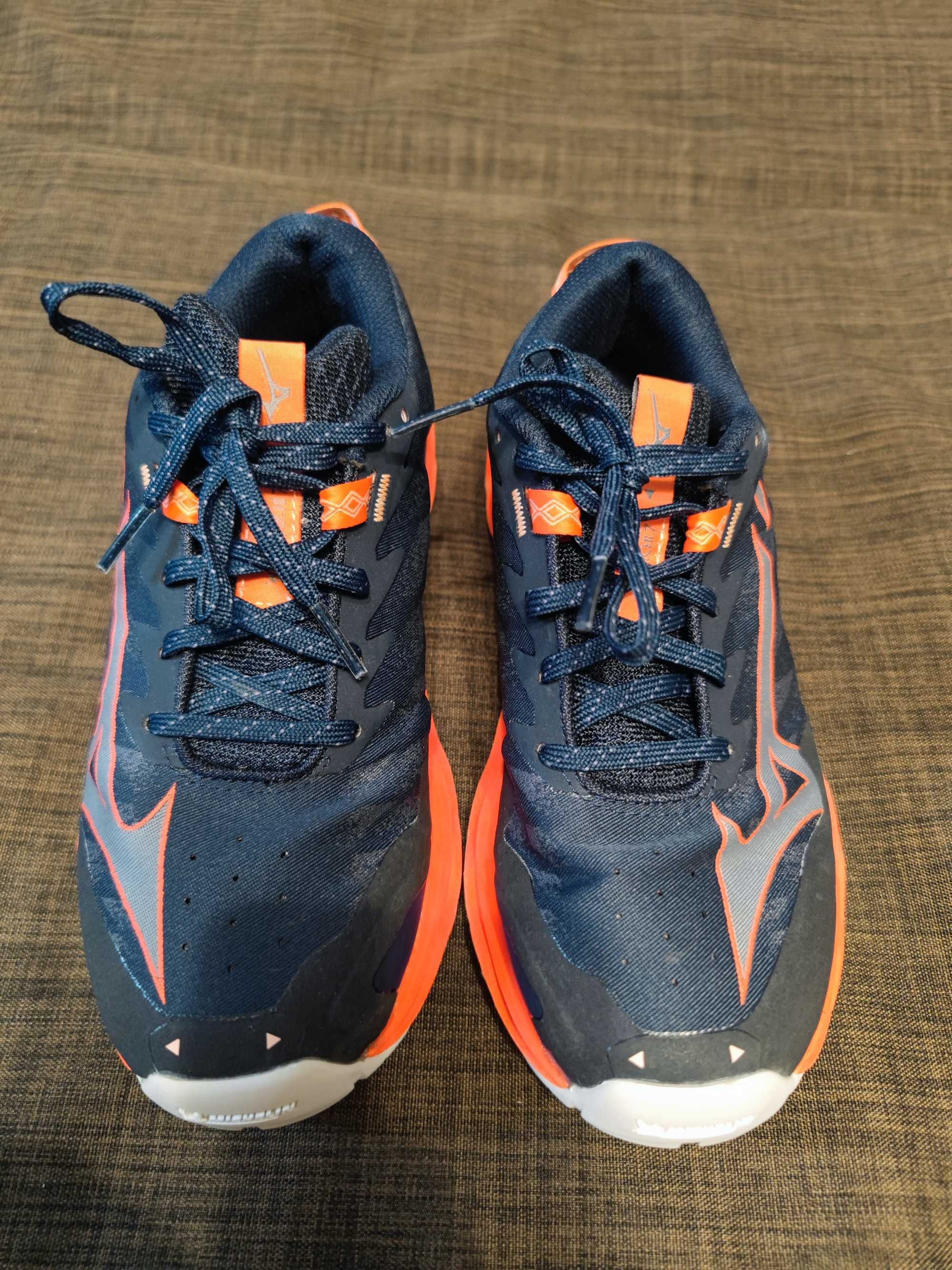 Женские кроссовки Mizuno Wave Daichi 7 Black (36,5р.23-23,5см.)