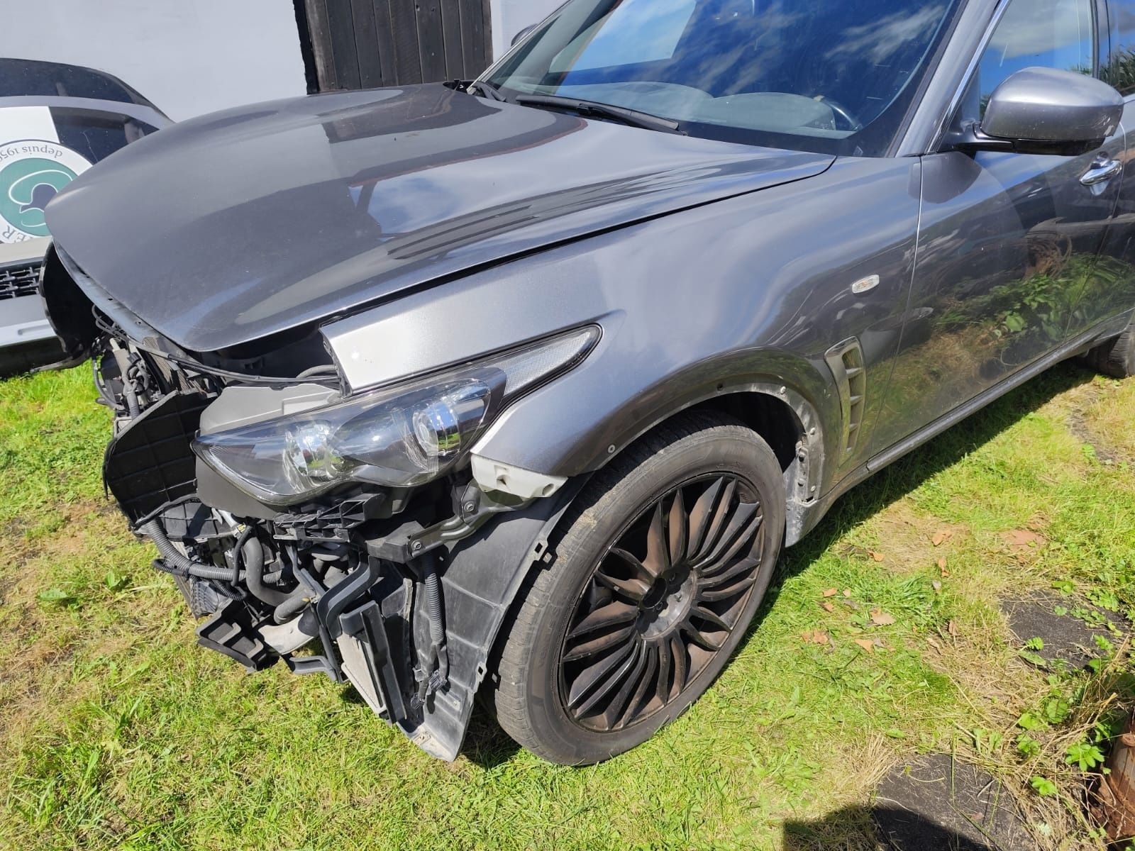 Infiniti QX70 3.0 Diesel części