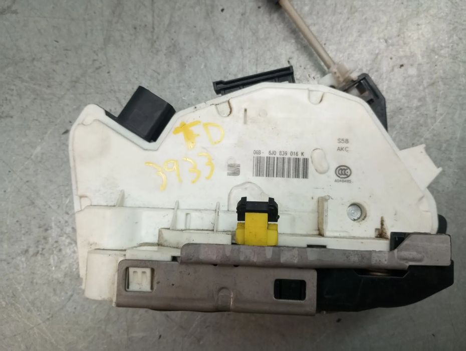 Fechadura / fecho porta trás direito SEAT Ibiza IV (6J5, 6P1)