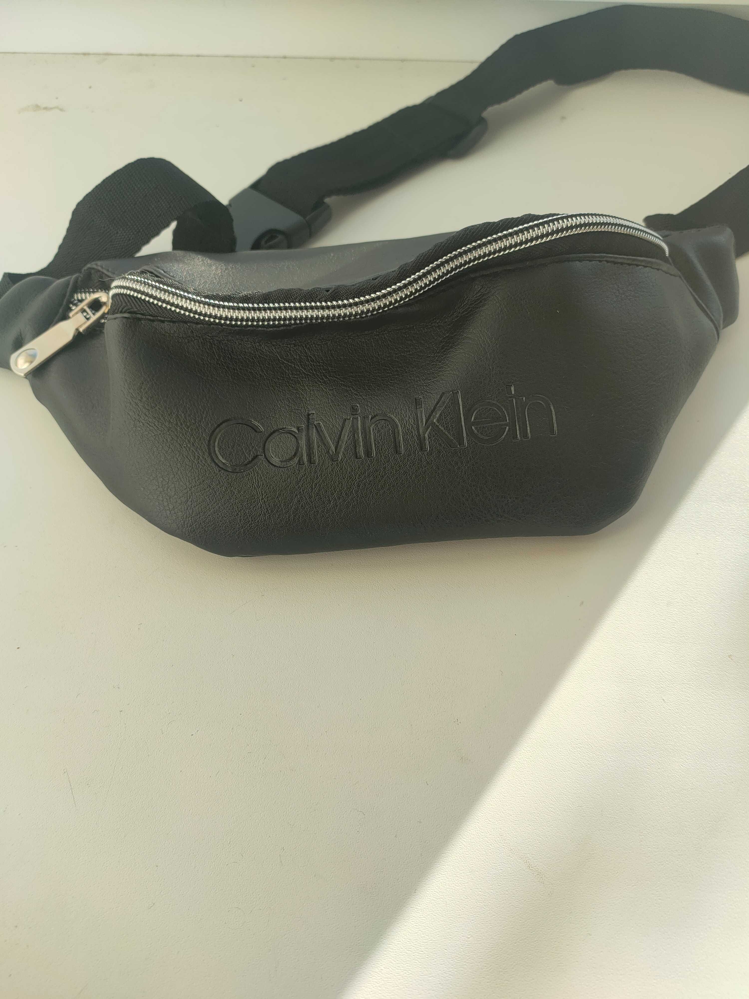 Поясна сумка Calvin Klein