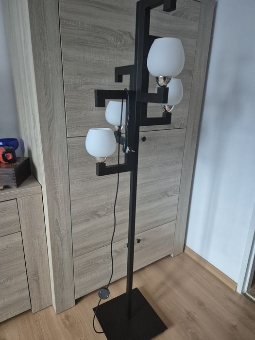 Lampa podłogowa+ żyrandol