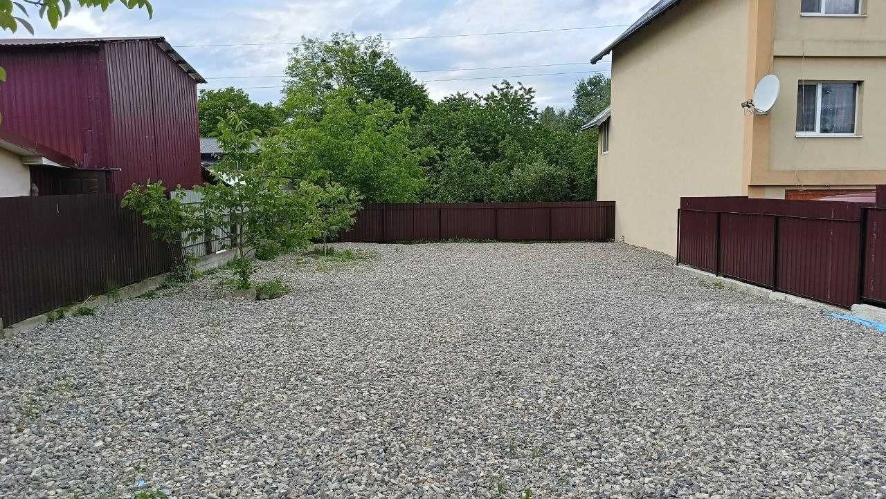 Оренда земельної ділянки комерційного призначення по Набережній.
