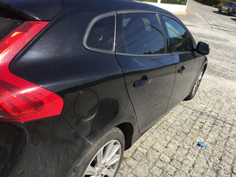 Volvo V40 2012