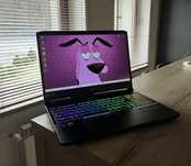 Laptop gamingowy PREDATOR Triton 300 na gwarancji, stan idealny