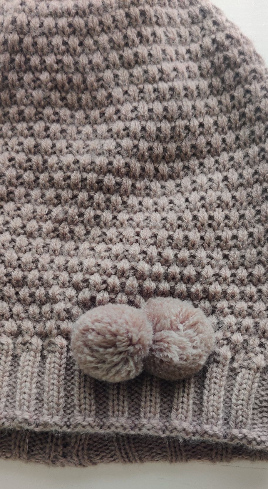 Gorro com 2 pompons