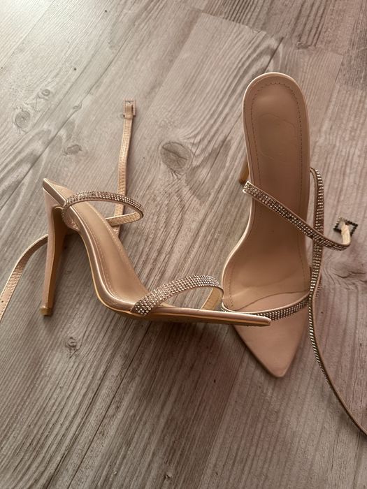 szpilki 40 okolo 8cm