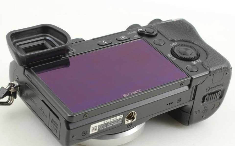 SONY ALPHA NEX 7 24.3MP ( Mirrorless) E- MOUNT c/Nova