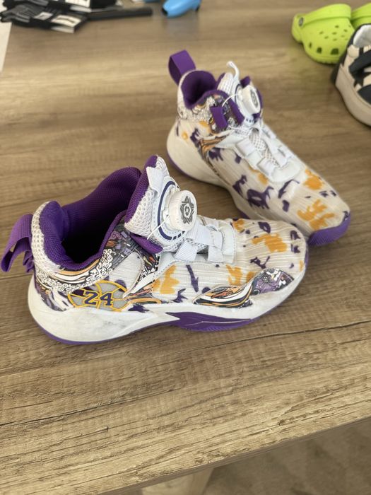 Дитяче взуття 31-35р. Кросівки крокси crocs шльопанці коралки