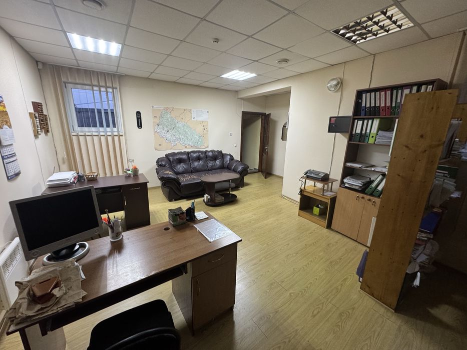 Торгово-офісне Центральний ринок/АТБ