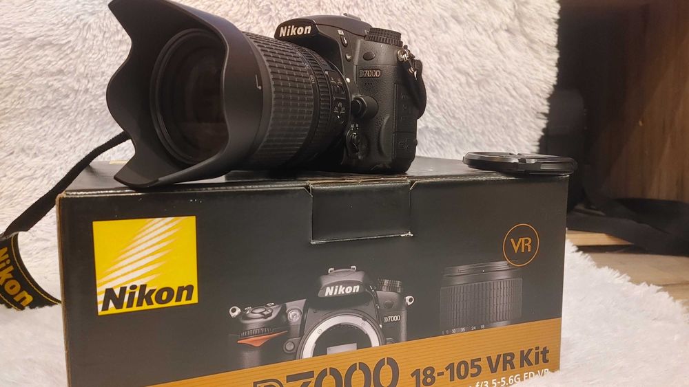 Aparat Nikon D7000 + Super Zestaw