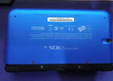 Nintendo 3ds Xl  e nintendo ds vem com 2 jogos