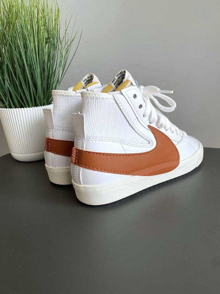 Nike Blazer Mid 77 Jumbo чоловічі шкіряні кросівки, кеди 42,5 розмір